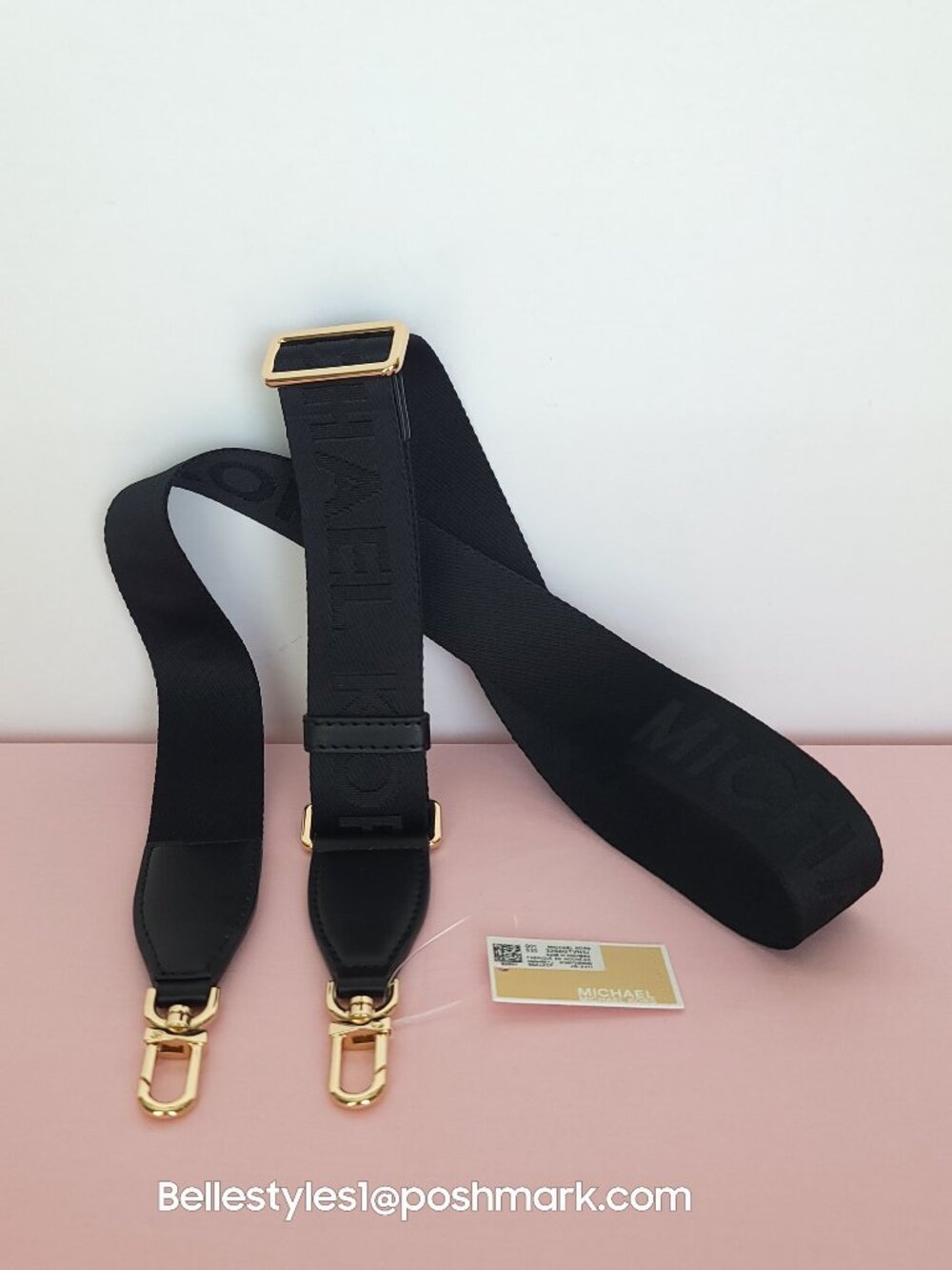 MICHAEL KORS Webbing Strap Signature Logo with Carabiner Clip- Black ⭐ - Picture 7 of 16